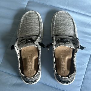 Hey Dude, Wendy Stretch Yin Yang. Women’s Size 9